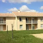 Le Patio D'argenton Apartmanhotel