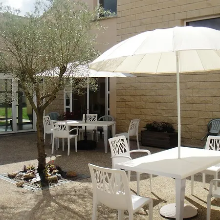 Ξενοδοχείο με διαμερίσματα Le Patio D'argenton