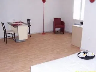 Le Patio D'argenton Πουατιέ