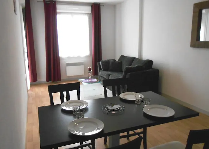 Patio Parc 2* Poitiers